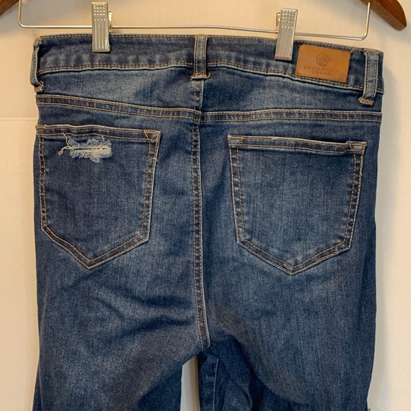 Boom Boom Distressed Jeans Size 9/29 - Picture 9 of 10